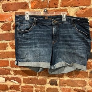 Dreamy Jean Denim Mid Rise Kut from the Kloth Shorts plus